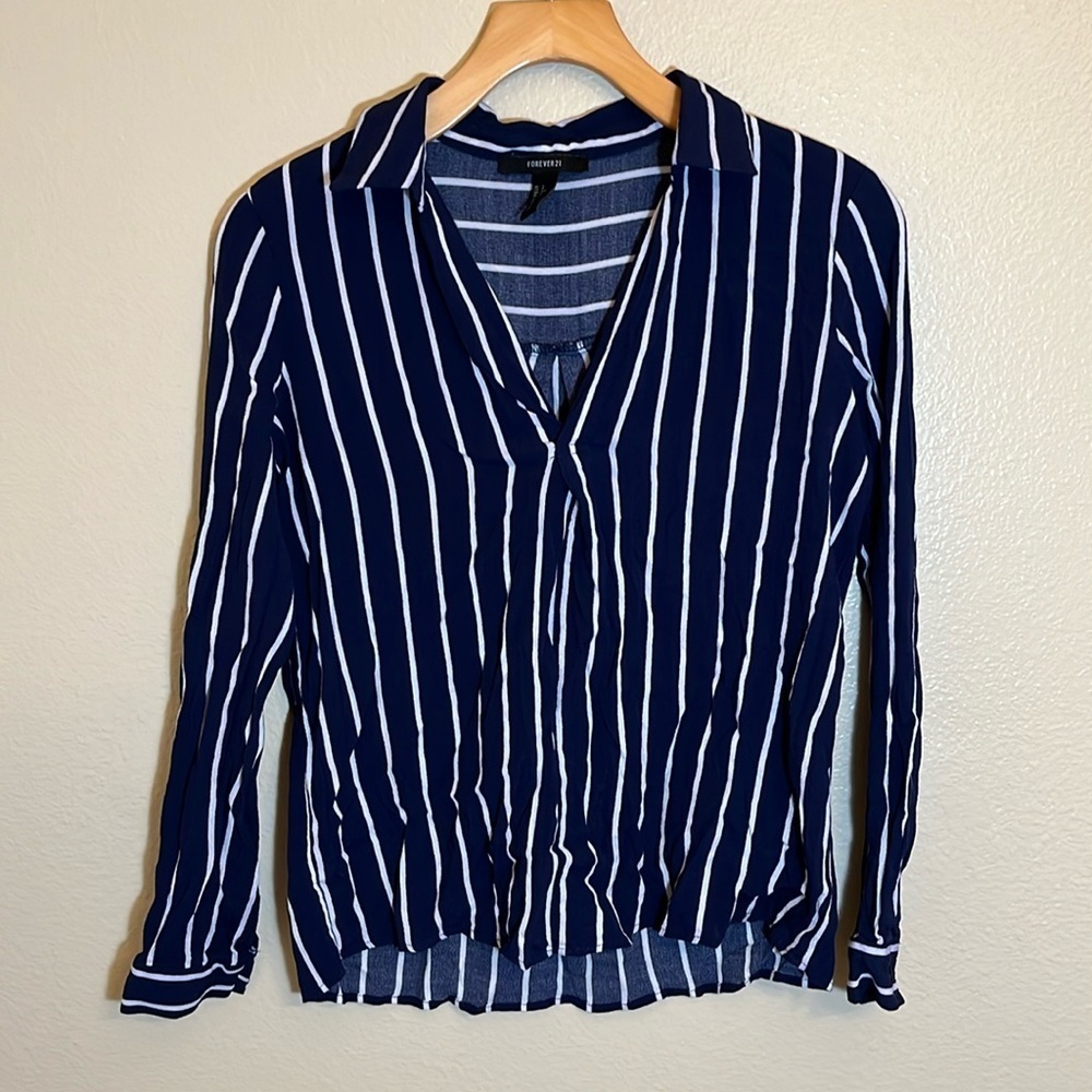 *3/$15* Forever 21 Navy Striped Blouse